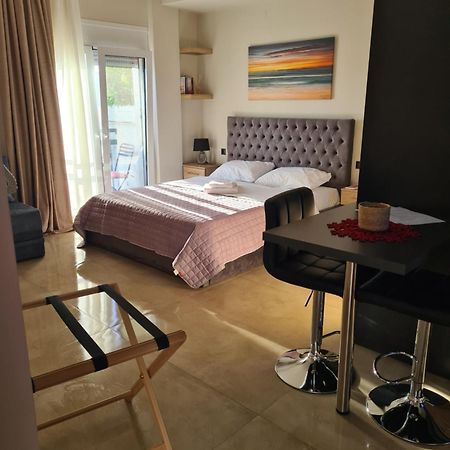 Fay'S Luxury Loft Apartment Volos Bagian luar foto