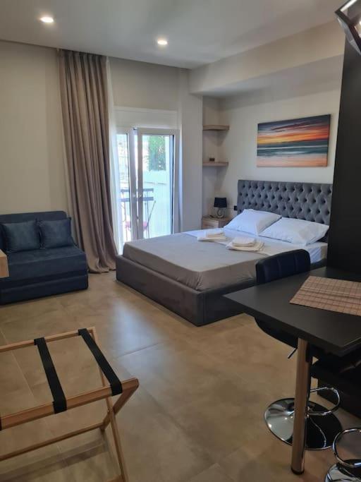 Fay'S Luxury Loft Apartment Volos Bagian luar foto