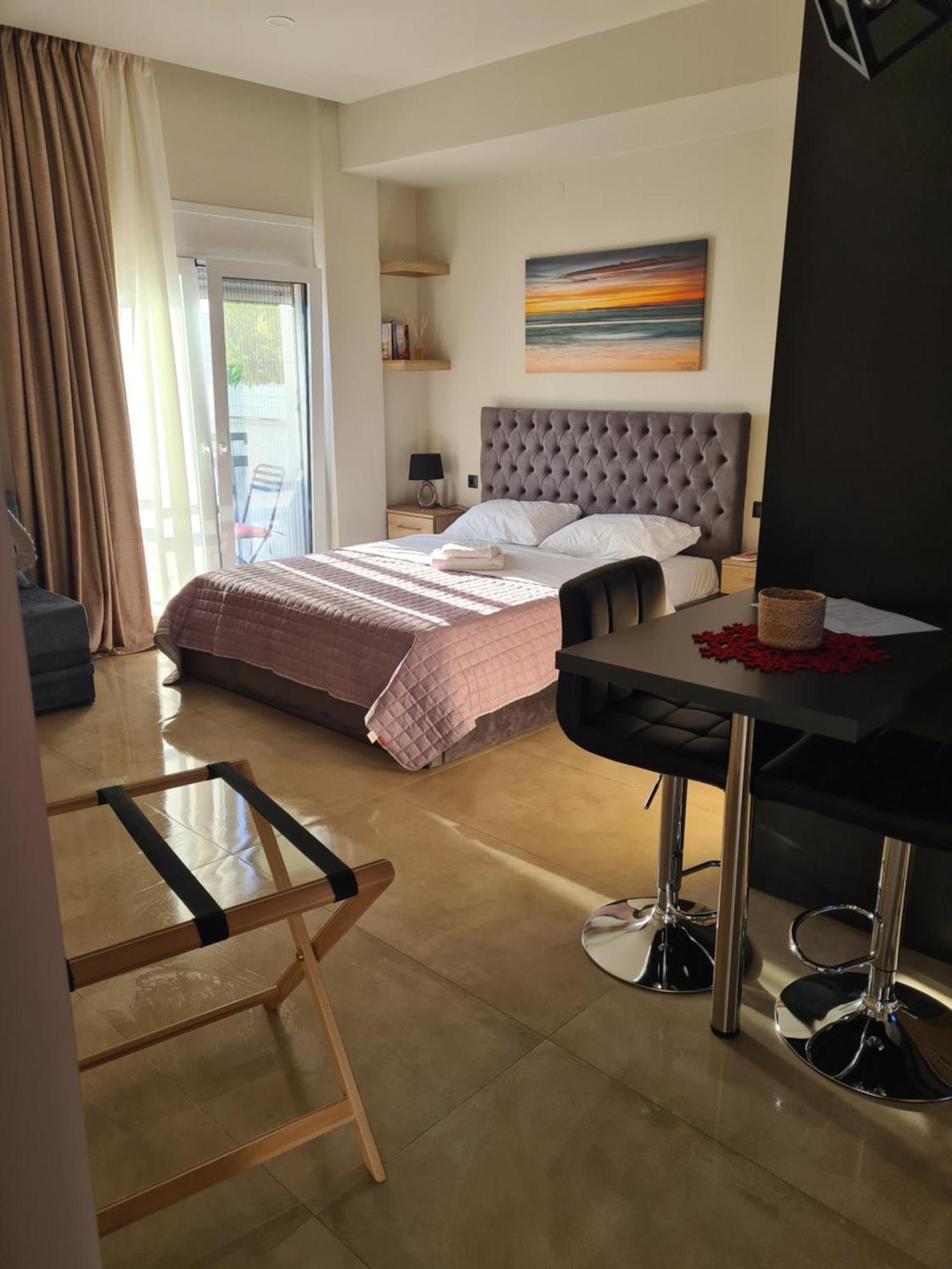 Fay'S Luxury Loft Apartment Volos Bagian luar foto
